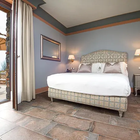 Hotel Castello Bonaria Wine & 4*