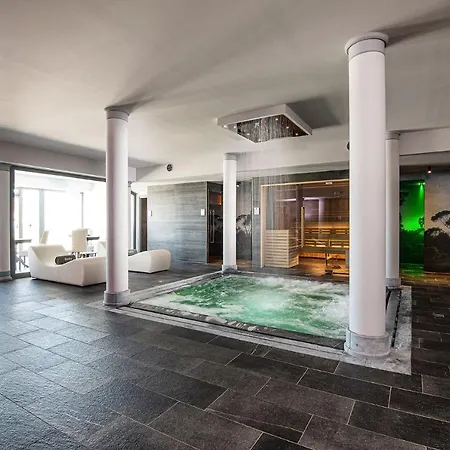 Castello Bonaria Wine & 4* Campiglia Marittima