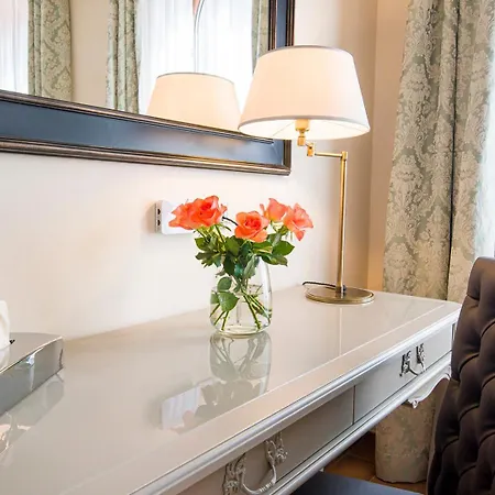 Castello Bonaria Wine & 4* Campiglia Marittima