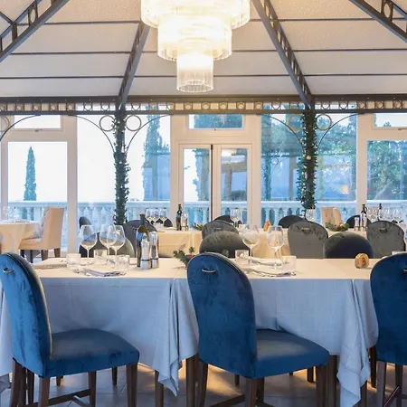 Castello Bonaria Wine & 4* Campiglia Marittima